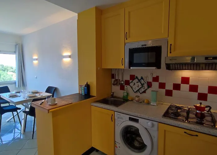 2-room With Terrace, 400 M From The Sea Appartement