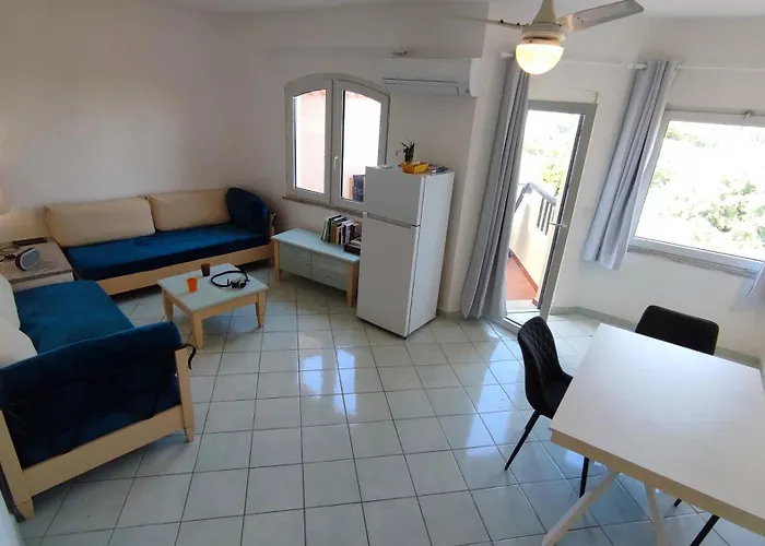 Appartement 2-room With Terrace, 400 M From The Sea Isola Rossa (Sassari)